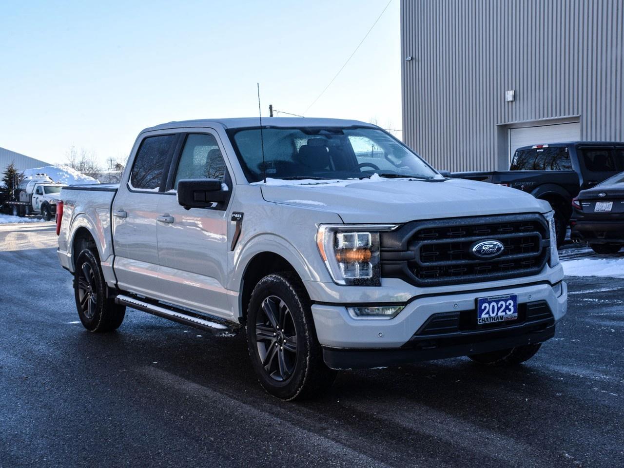 2023 Ford F-150 XLT 4WD SuperCrew 5.5' Box Photo