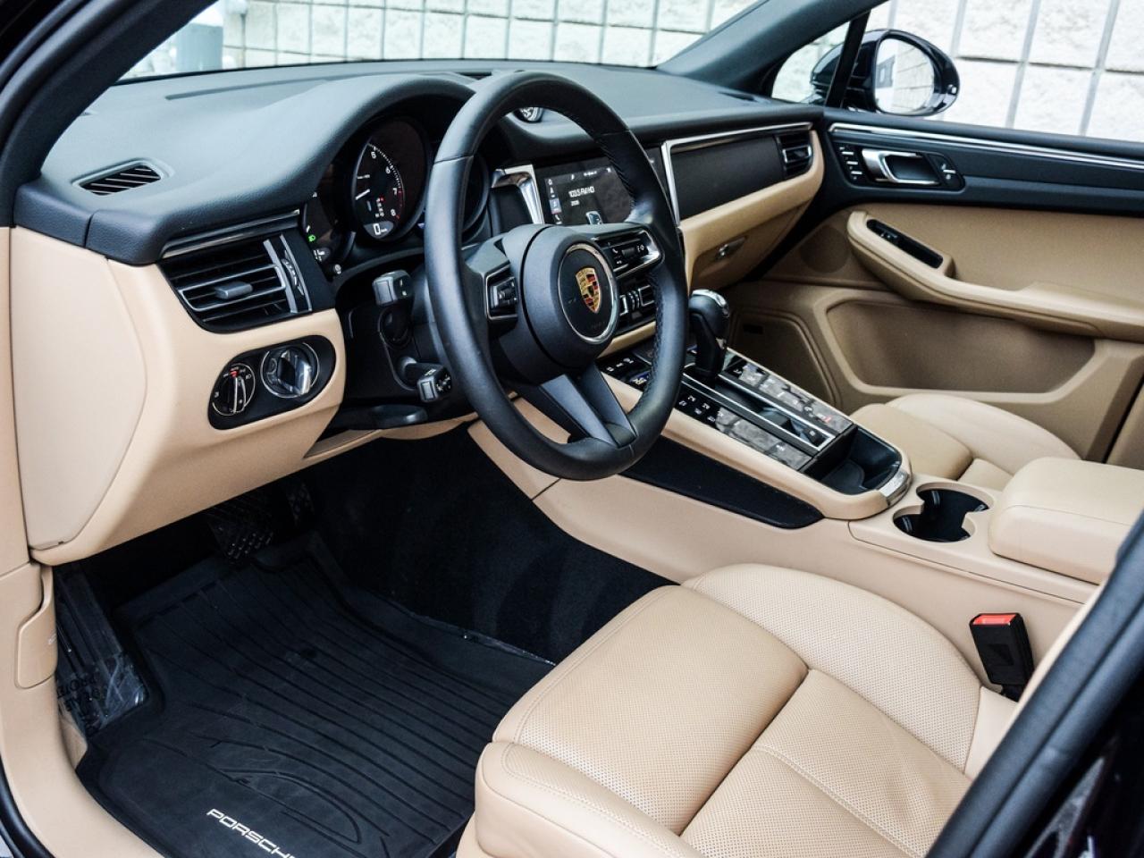 2024 Porsche Macan  Photo