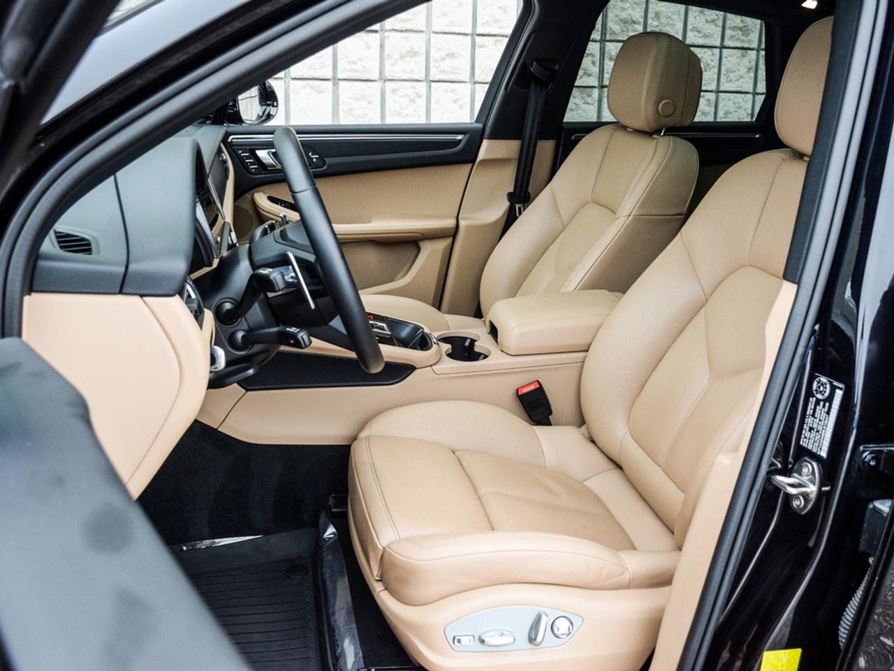 2024 Porsche Macan  Photo