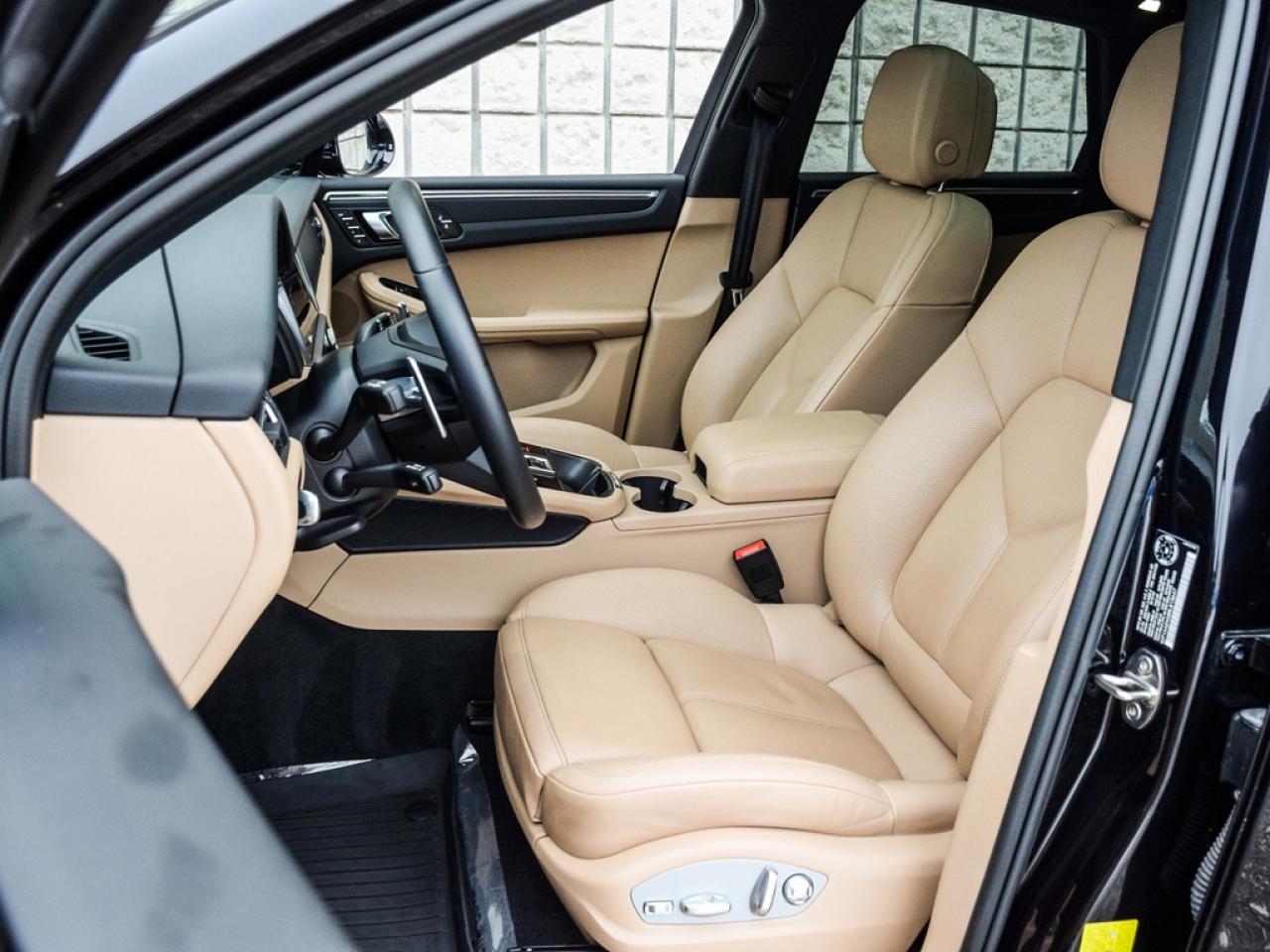 2024 Porsche Macan  Photo