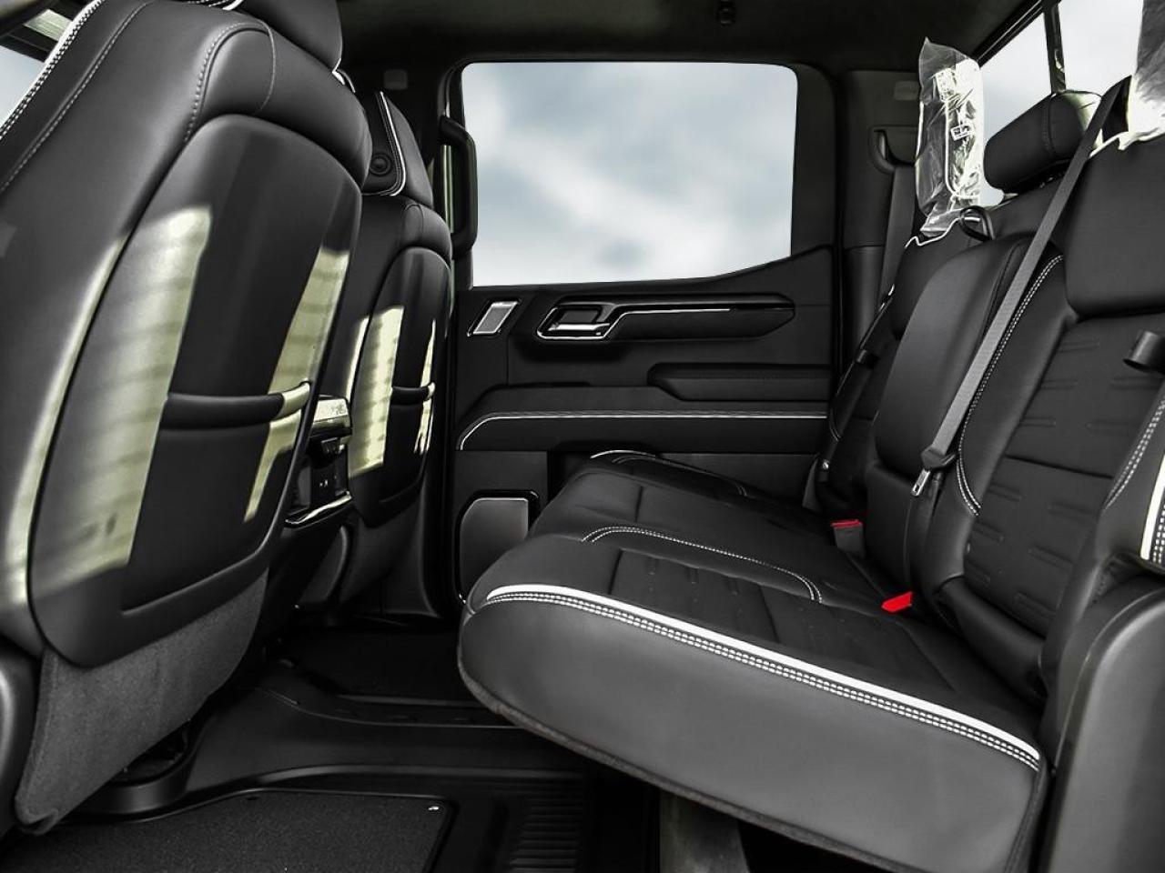 2026 GMC Sierra 1500 Crew Cab Short Box 4-Wheel Drive AT4X Photo