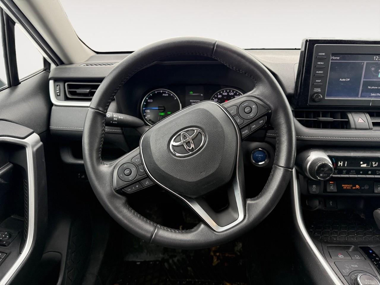 2022 Toyota RAV4 Hybrid XLE AWD Photo