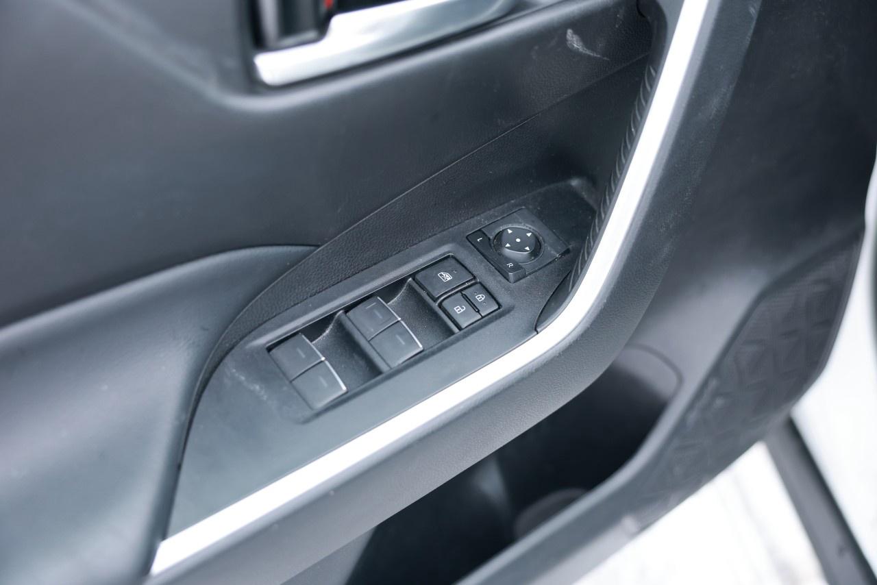 2022 Toyota RAV4 Hybrid XLE AWD Photo