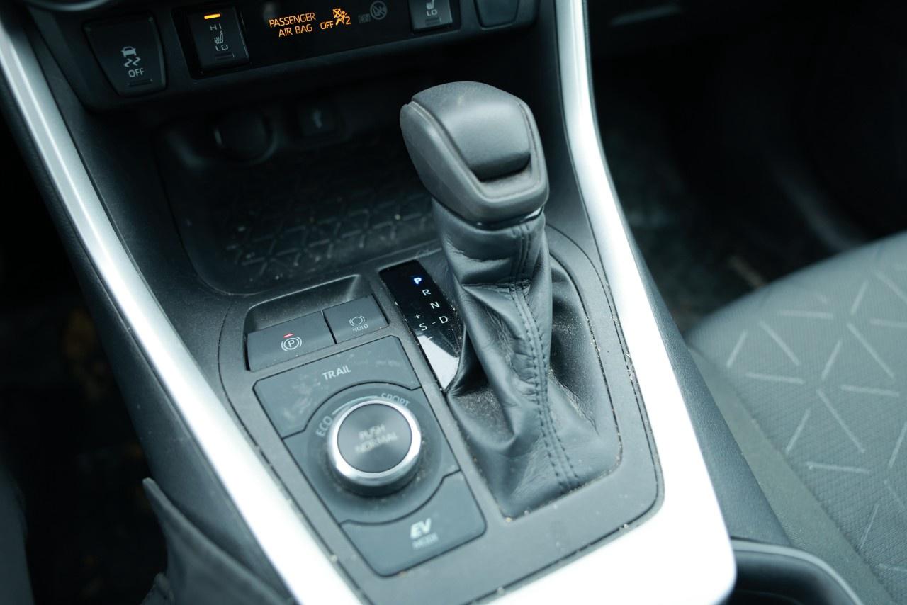 2022 Toyota RAV4 Hybrid XLE AWD Photo