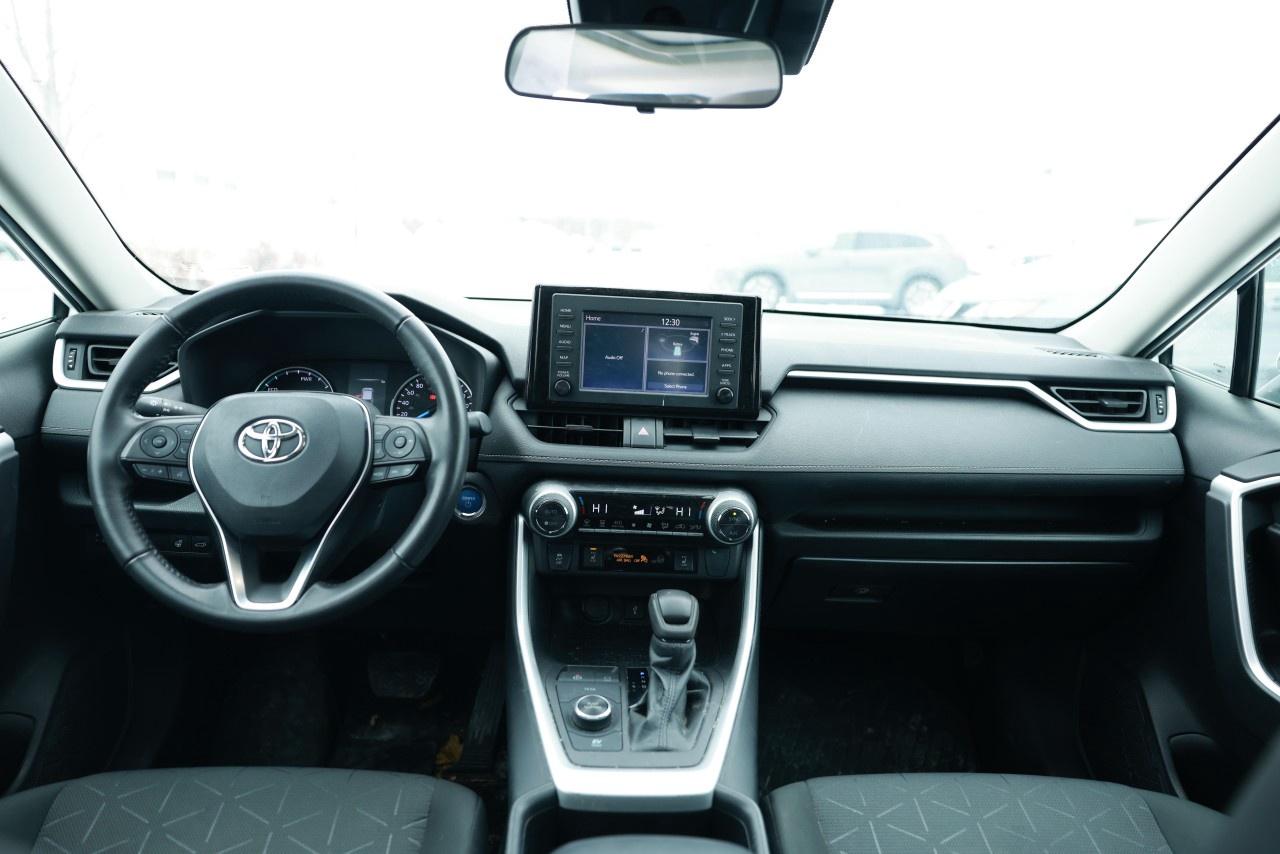 2022 Toyota RAV4 Hybrid XLE AWD Photo
