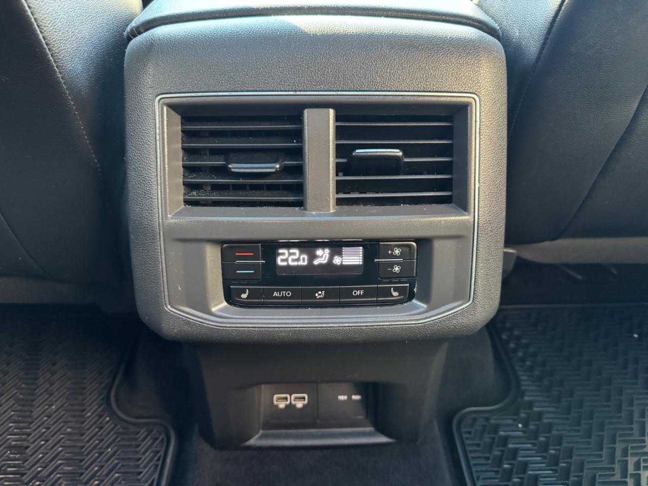 2018 Volkswagen Atlas 3.6 FSI Execline Accident Free | One Owner | Loaded Photo