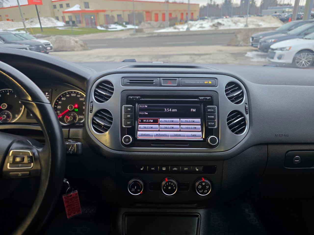 2015 Volkswagen Tiguan Trendline Accident Free | Heated Seats | Bluetooth Photo