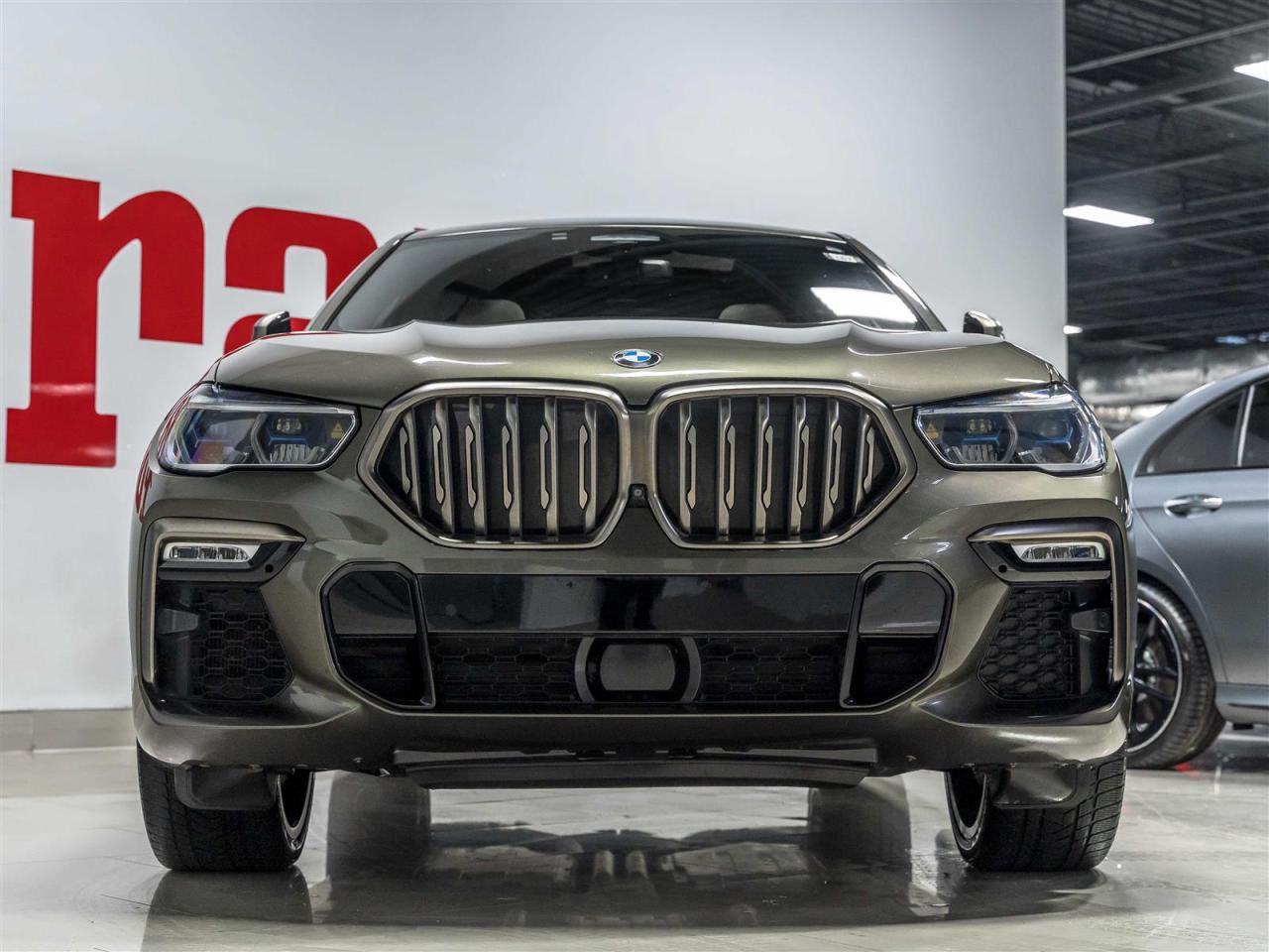 2020 BMW X6 M50i|M AERODYNAMICS|INDIVIDUAL|CARBON|LASER|MASSAGE|ADAPT CRUISE Photo