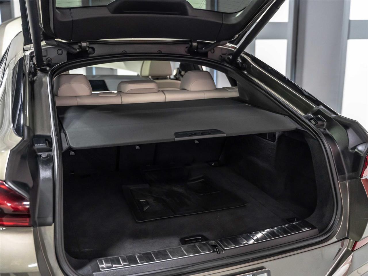 2020 BMW X6 M50i|M AERODYNAMICS|INDIVIDUAL|CARBON|LASER|MASSAGE|ADAPT CRUISE Photo