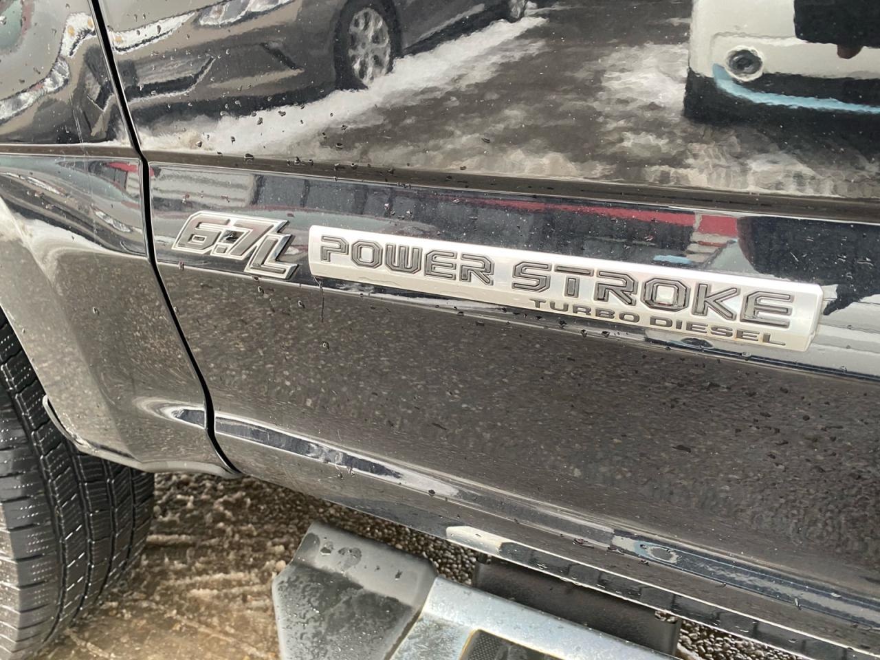 2022 Ford F-350 XLT |Crew Cab | DRW | 6.7L PowerStroke Diesel | Commercial Leasing Available. Photo