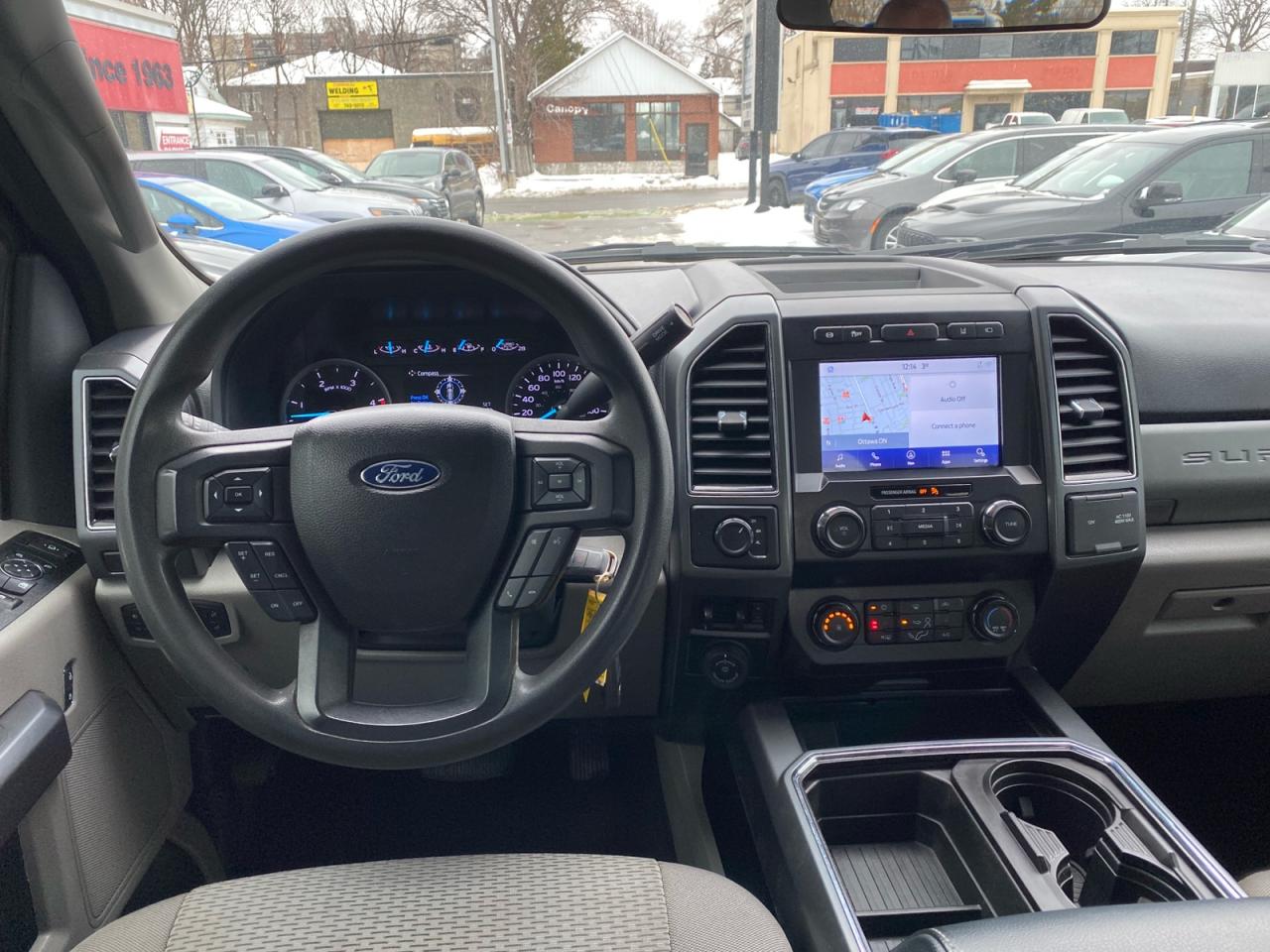 2022 Ford F-350 XLT |Crew Cab | DRW | 6.7L PowerStroke Diesel | Commercial Leasing Available. Photo