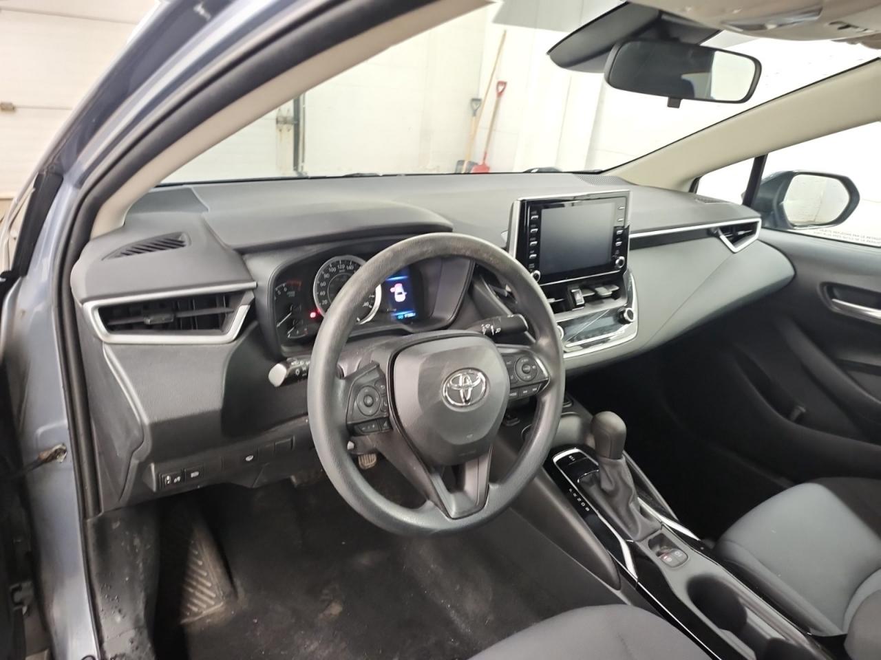 2020 Toyota Corolla LE | NO ACCIDENTS | APP CONNECT | BLIND SPOT | HEATED SEATS Photo