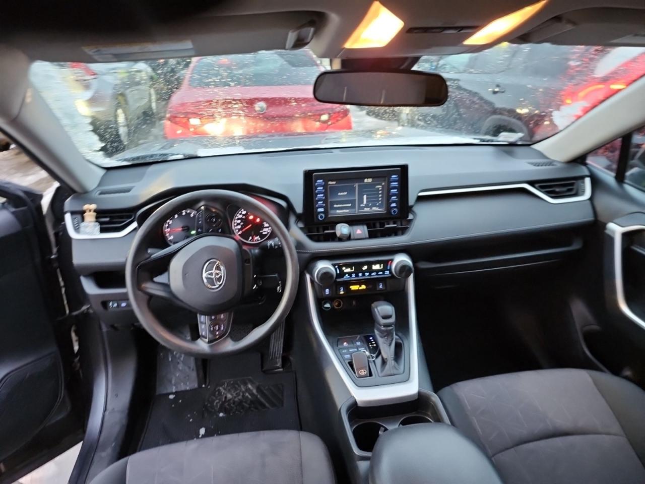 2020 Toyota RAV4 LE AWD | NO ACCIDENTS | AMAZING CONDITION Photo