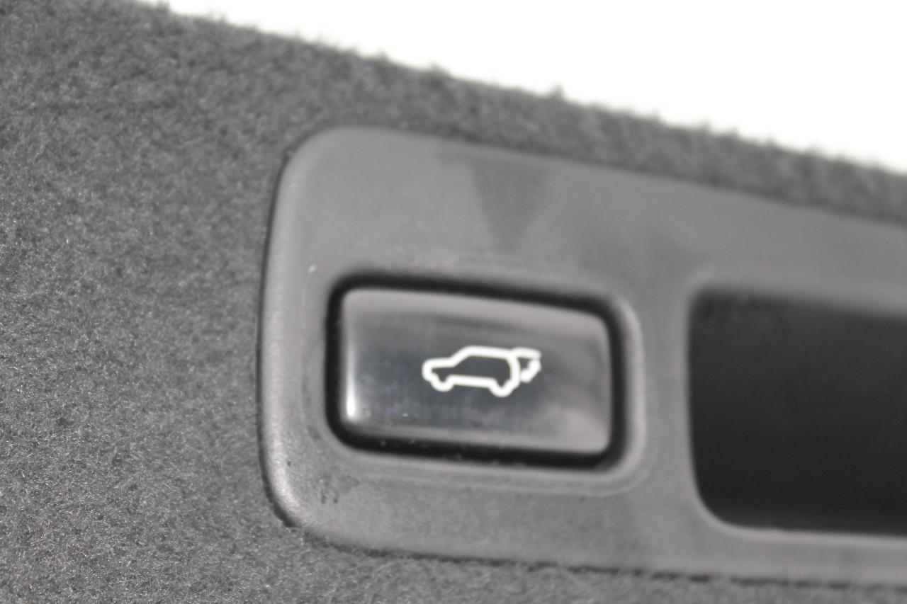 2015 Lexus RX 450h ULTRA Photo3