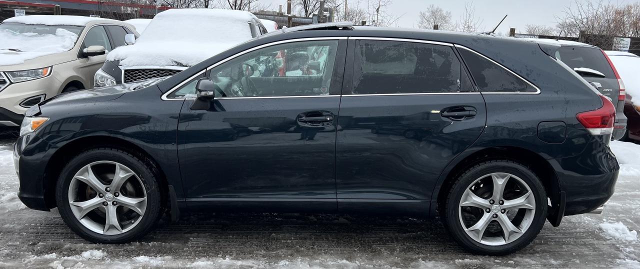 2013 Toyota Venza V6 PREMIUM PACKAGE Photo
