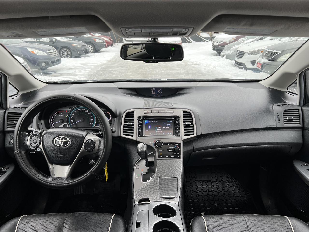 2013 Toyota Venza V6 PREMIUM PACKAGE Photo