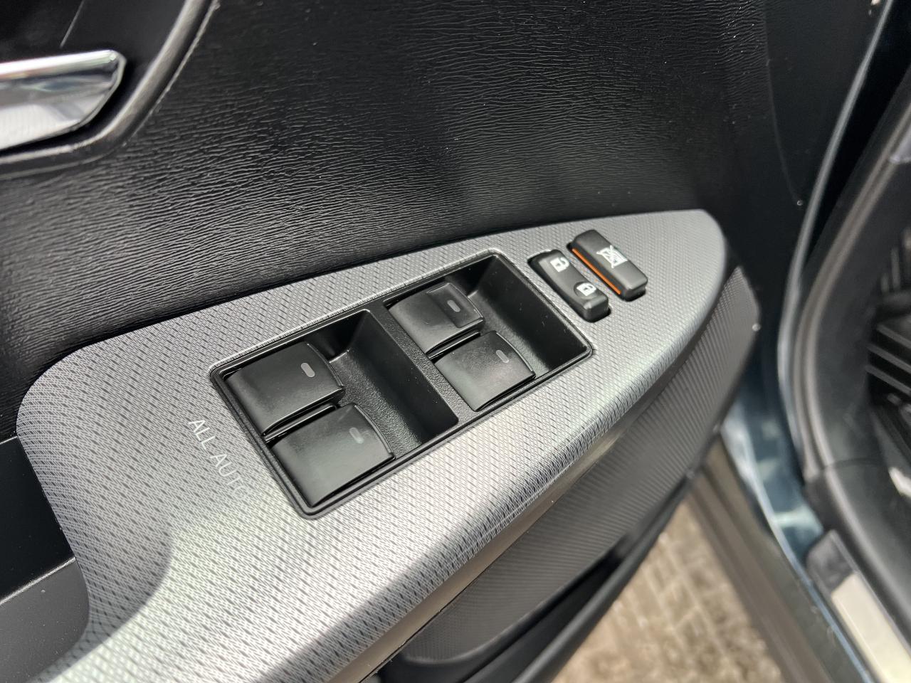 2013 Toyota Venza V6 PREMIUM PACKAGE Photo