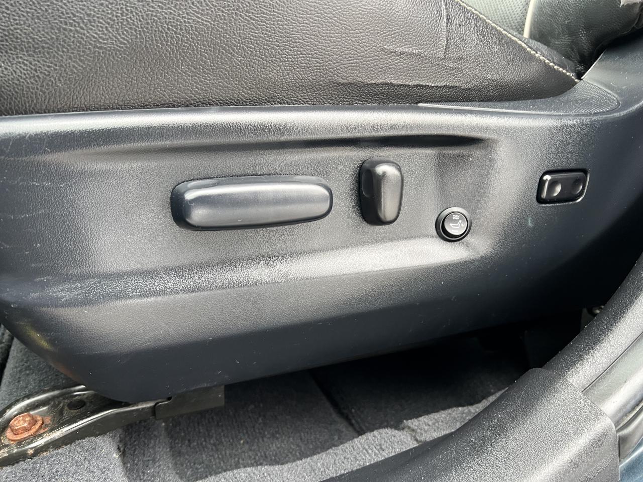 2013 Toyota Venza V6 PREMIUM PACKAGE Photo