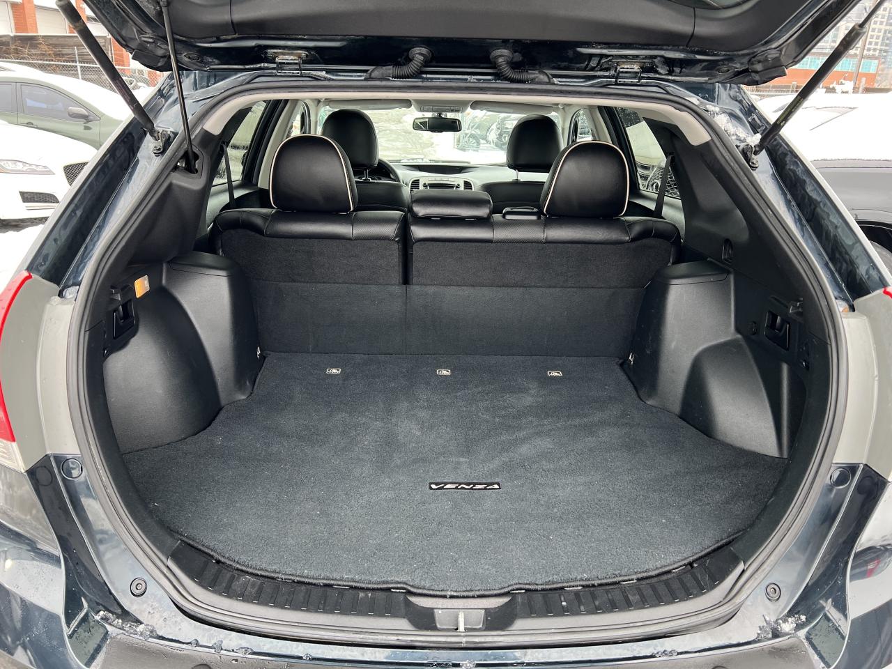 2013 Toyota Venza V6 PREMIUM PACKAGE Photo