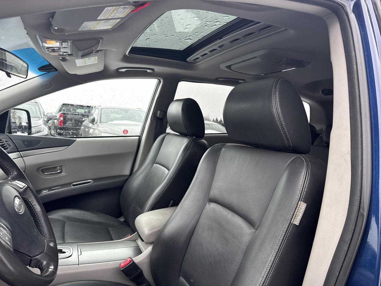 2011 Subaru Tribeca LIMITED Photo