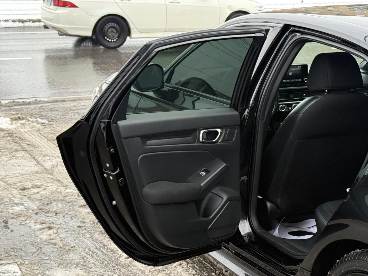 2022 Honda Civic SPORT | SUNROOF | FINANCE Photo