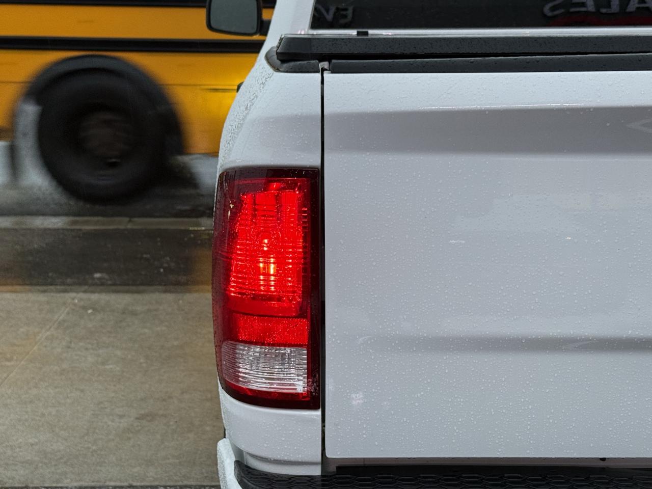 2019 RAM 1500 Classic TRADESMAN | 5.7 V8 | BACK UP CAMERA Photo