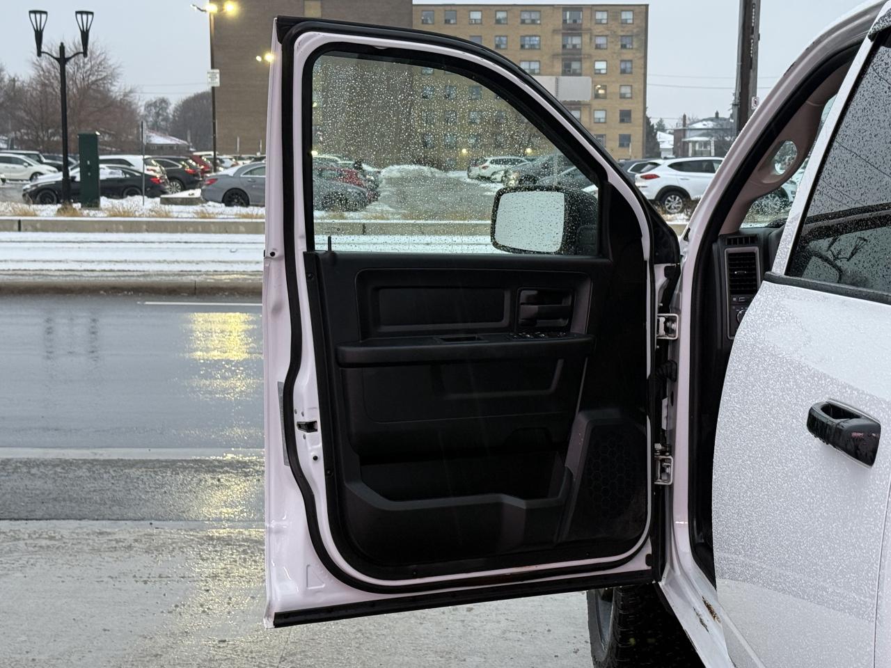 2019 RAM 1500 Classic TRADESMAN | 5.7 V8 | BACK UP CAMERA Photo