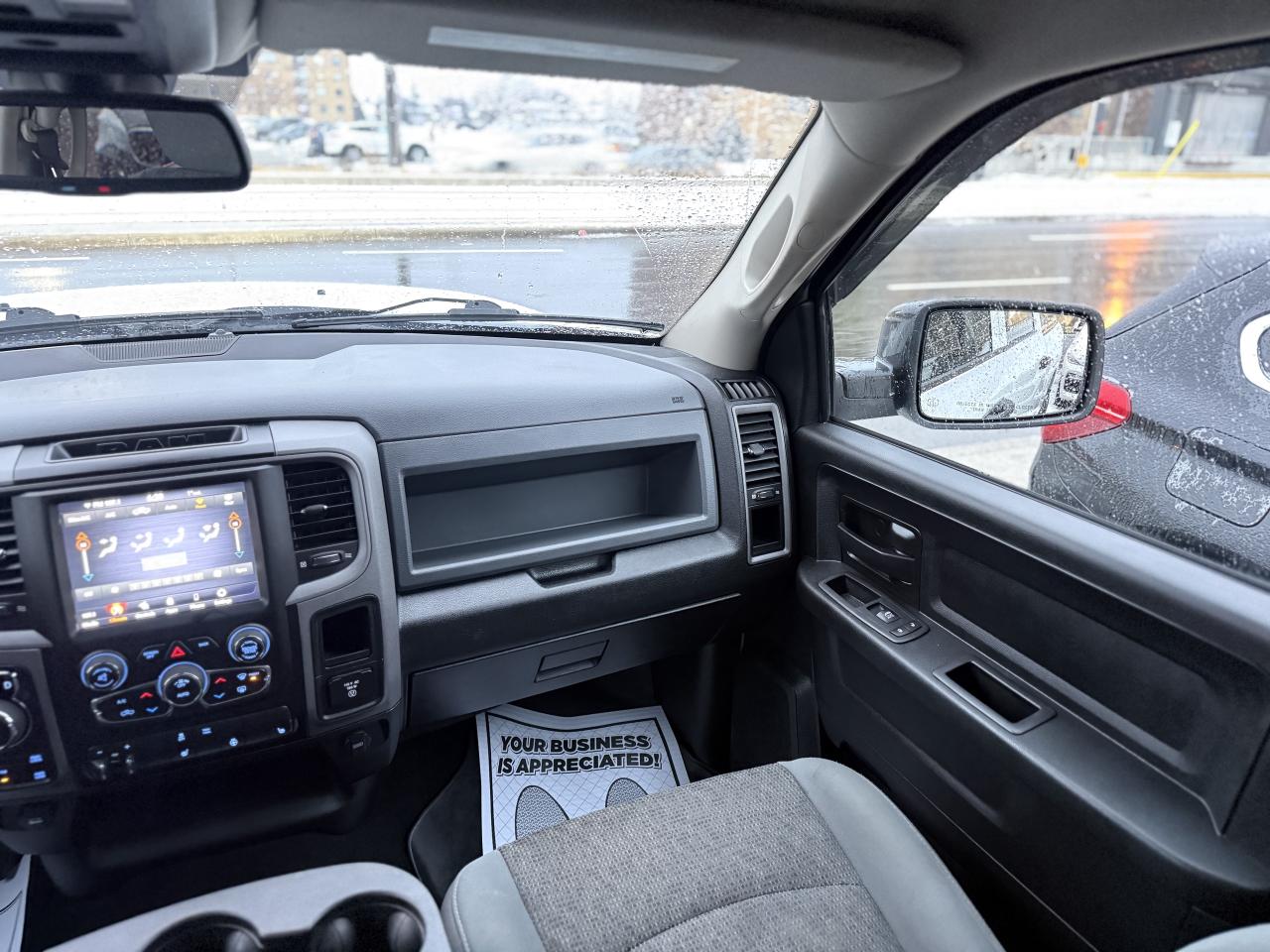 2019 RAM 1500 Classic TRADESMAN | 5.7 V8 | BACK UP CAMERA Photo