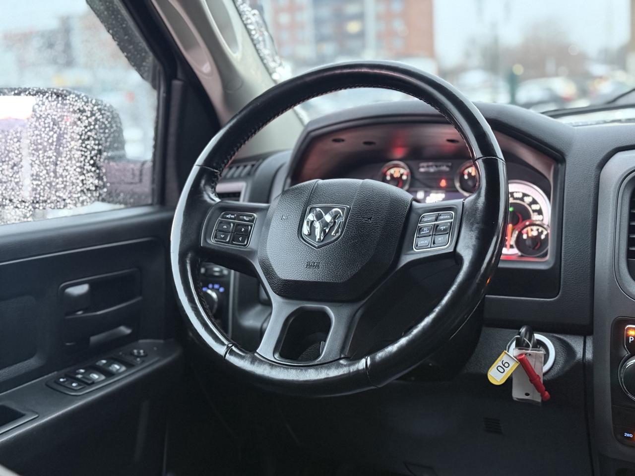 2019 RAM 1500 Classic TRADESMAN | 5.7 V8 | BACK UP CAMERA Photo