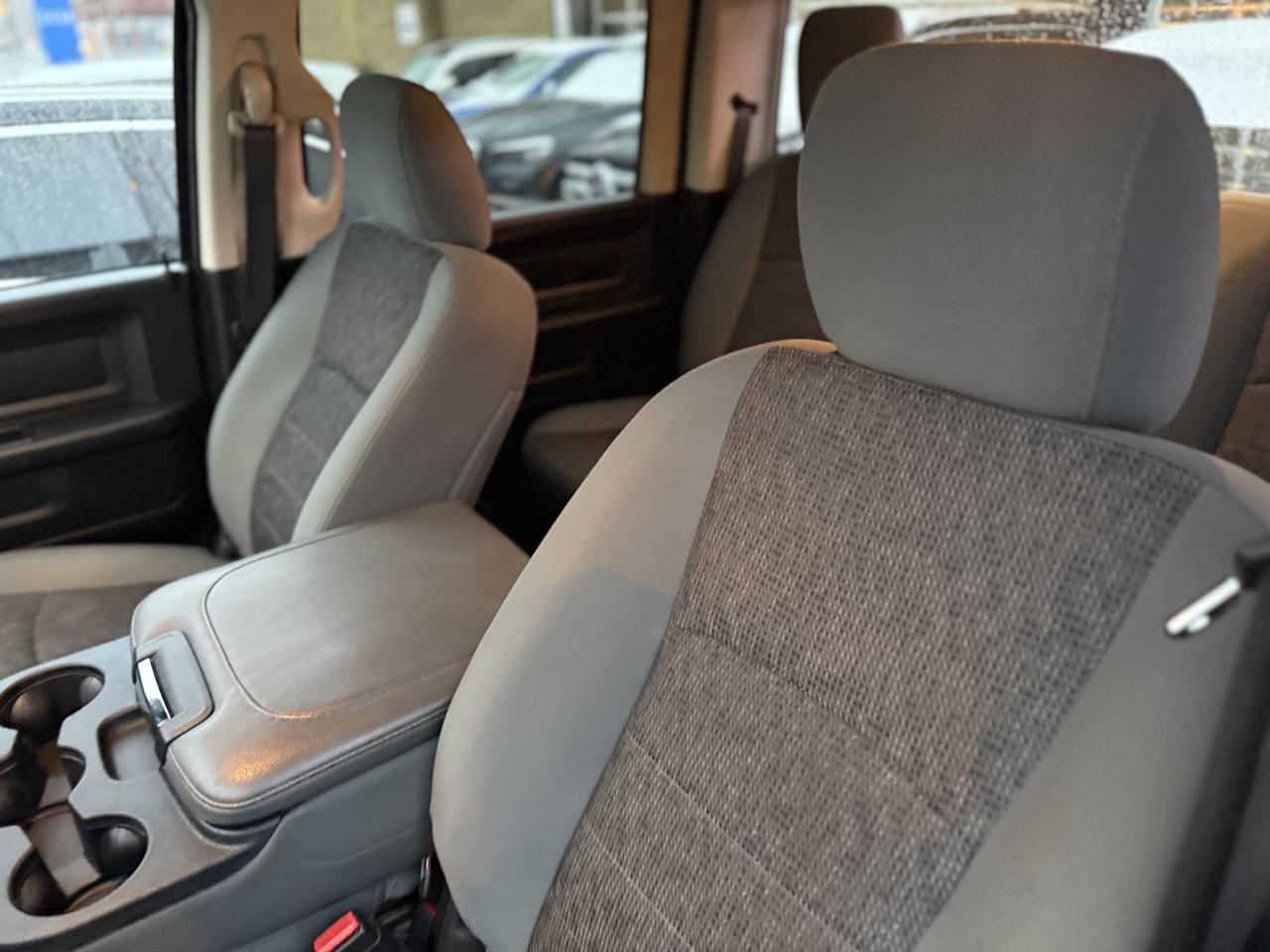 2019 RAM 1500 Classic TRADESMAN | 5.7 V8 | BACK UP CAMERA Photo