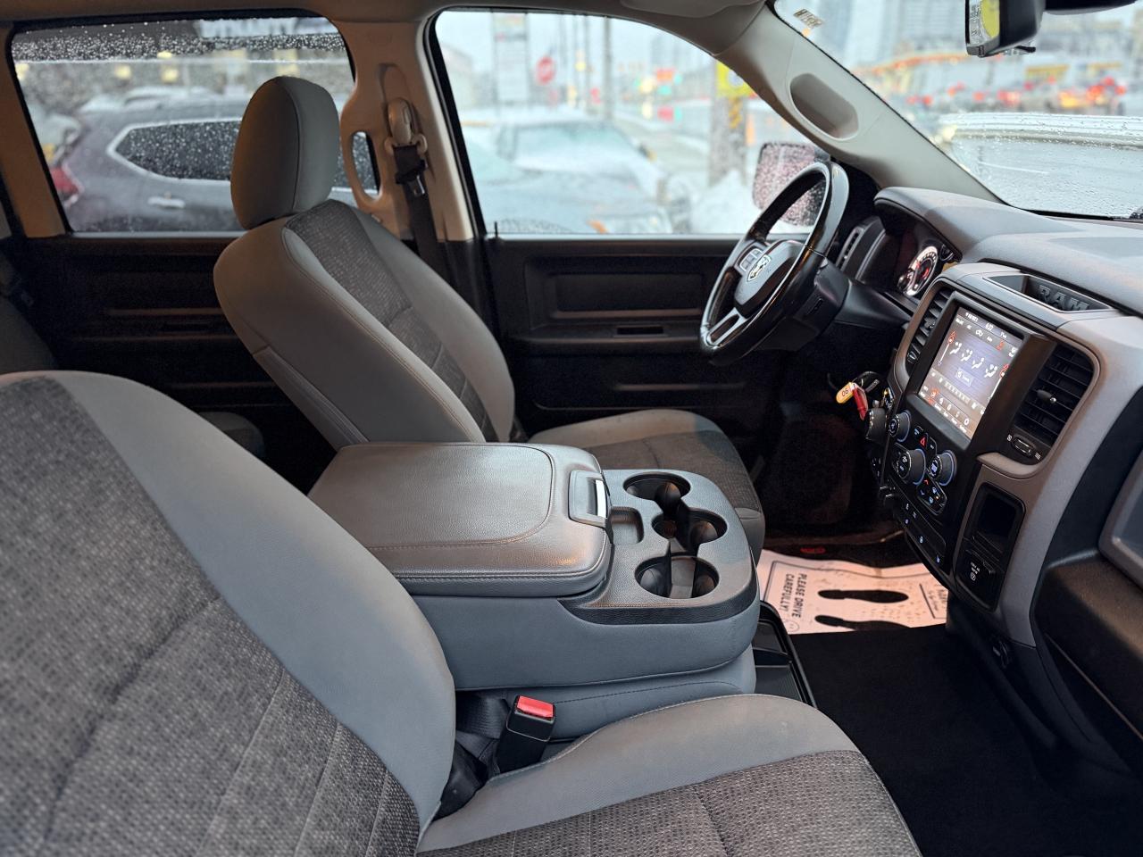 2019 RAM 1500 Classic TRADESMAN | 5.7 V8 | BACK UP CAMERA Photo