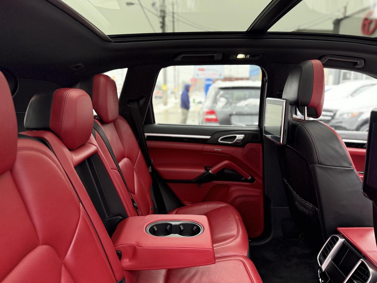 2016 Porsche Cayenne S | PREMIUM | PANO | RED LEATHER | REAR ENT | Photo
