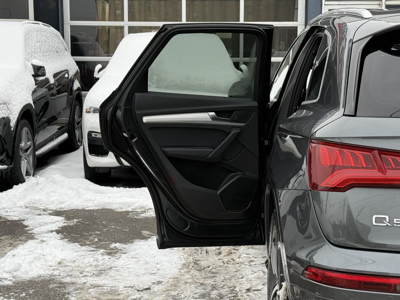 2018 Audi Q5 PROGRESSIV S-LINE | PANO | LOADED Photo