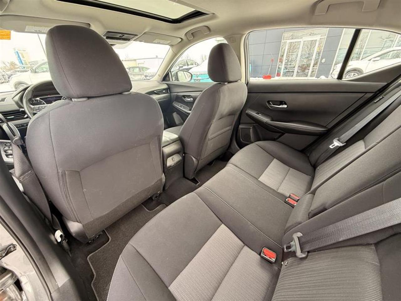 2021 Nissan Sentra SV CVT (2) Photo