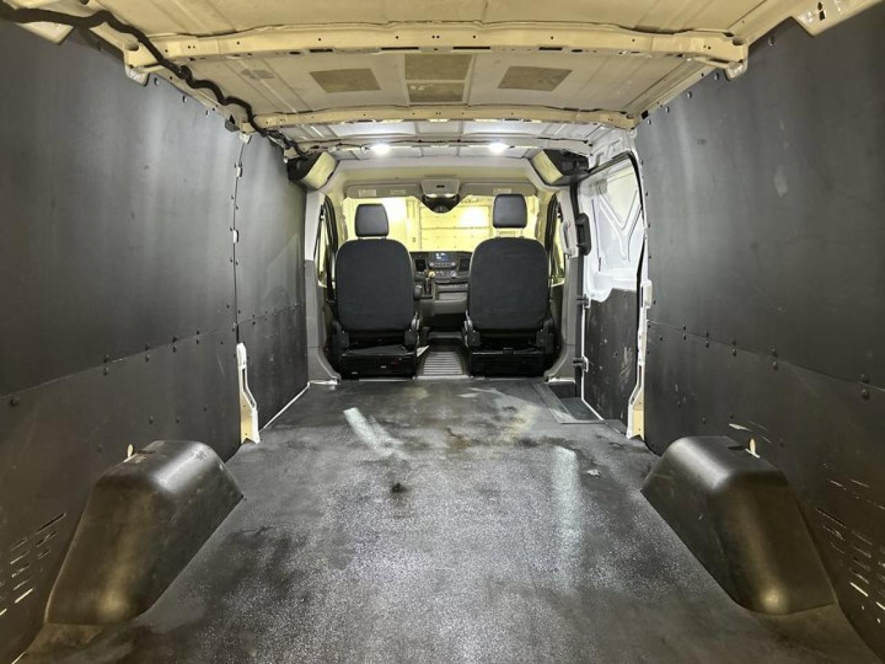 2024 Ford Transit Cargo Van T-250 148 Low Rf 9070 GVWR RWD Photo