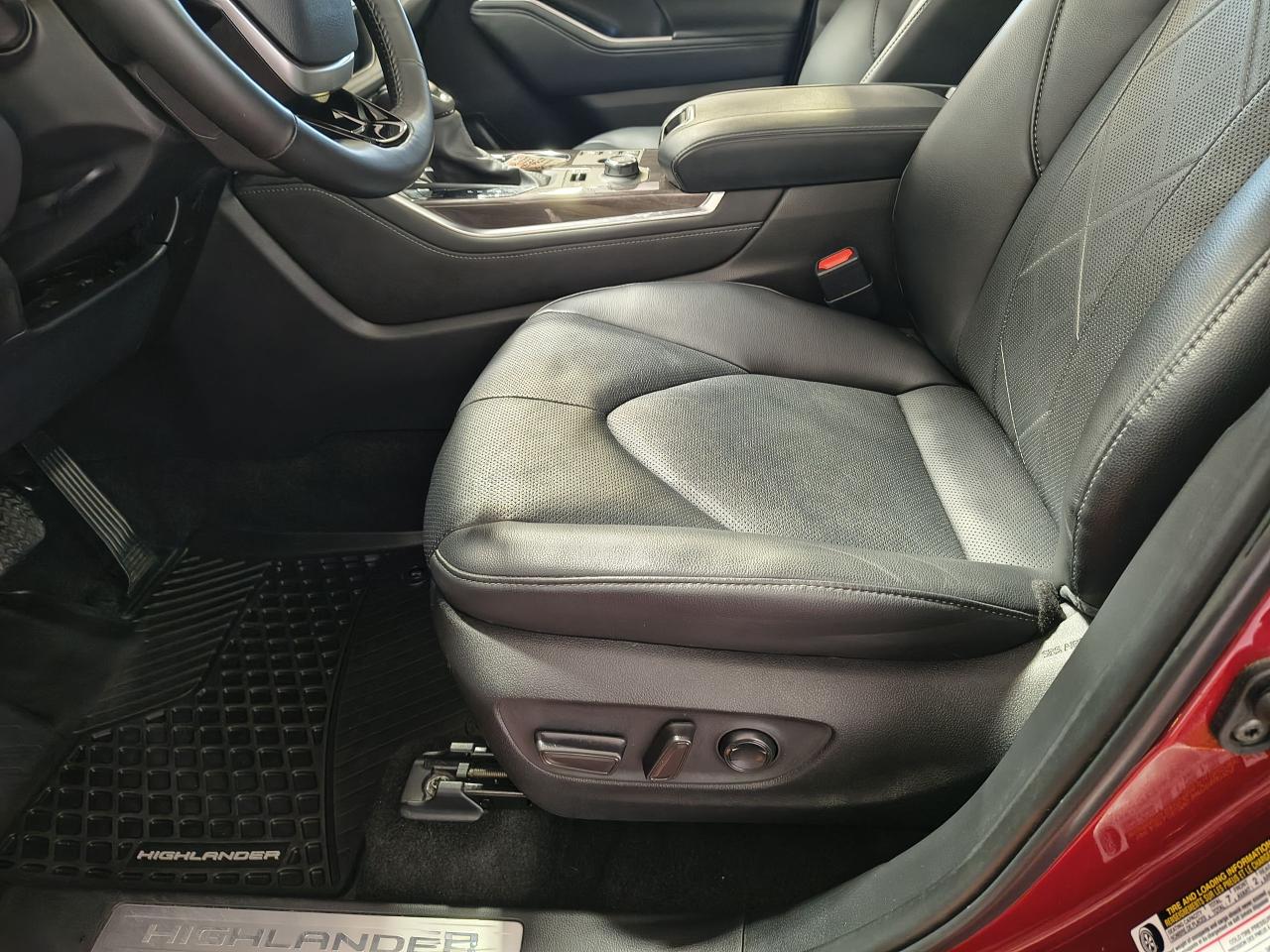 2024 Toyota Highlander Limited PLATINUM AWD Photo0