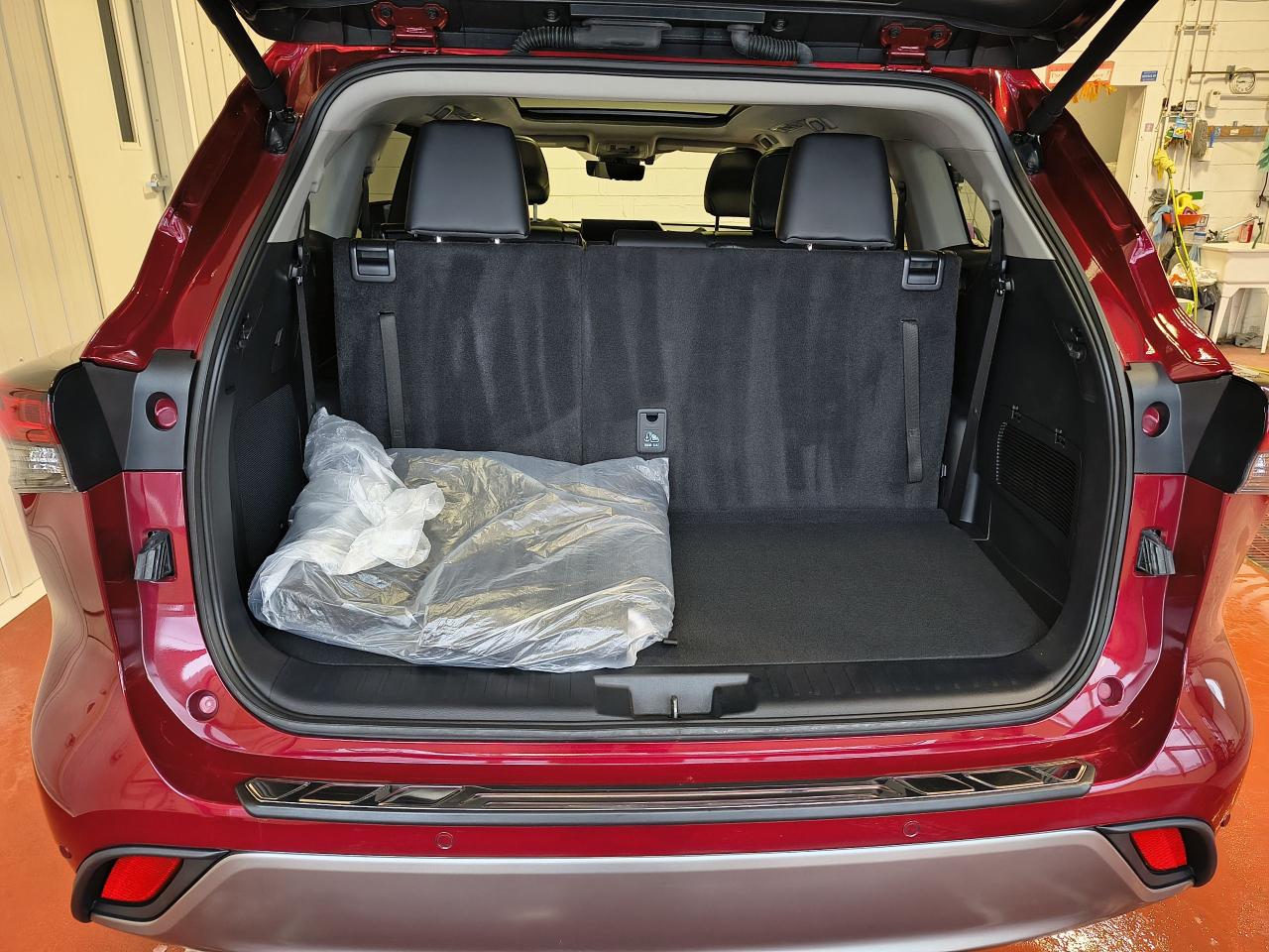 2024 Toyota Highlander Limited PLATINUM AWD Photo0