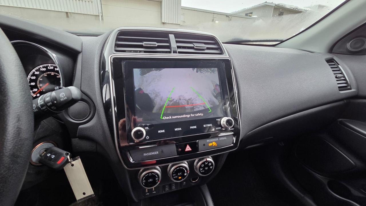 2020 Mitsubishi RVR ES Photo