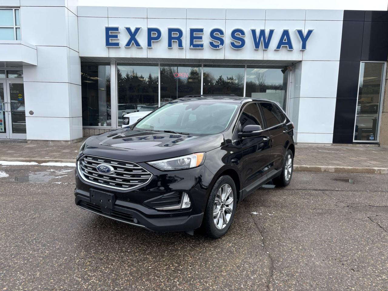 Used 2024 Ford Edge TITANIUM, AWD, TECH PACKAGE, LUXURY PACKAGE! for sale in New Hamburg, ON