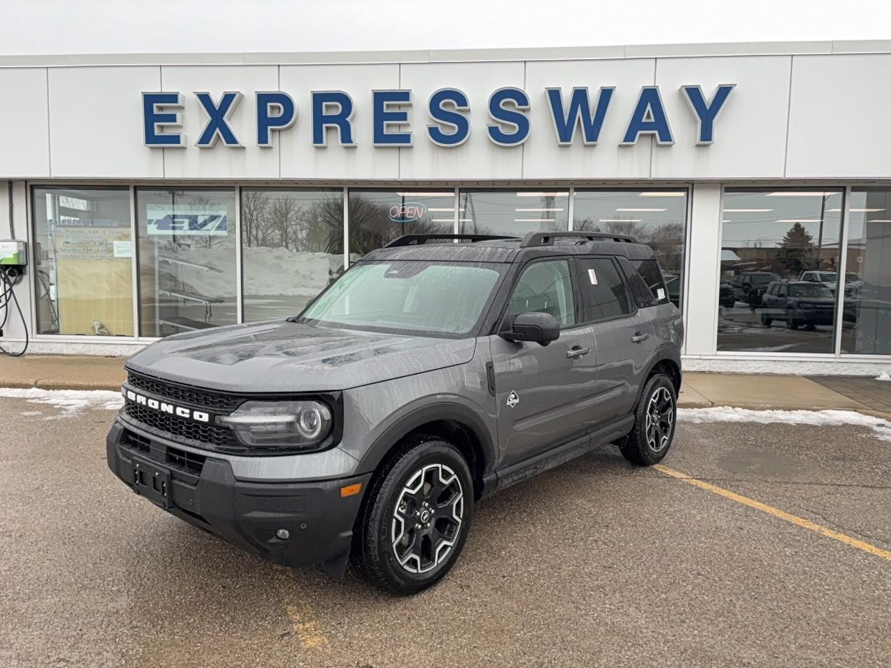 2025 Ford Bronco Sport OUTER BANKS, TECH PKG, POWER MOONROOF Photo
