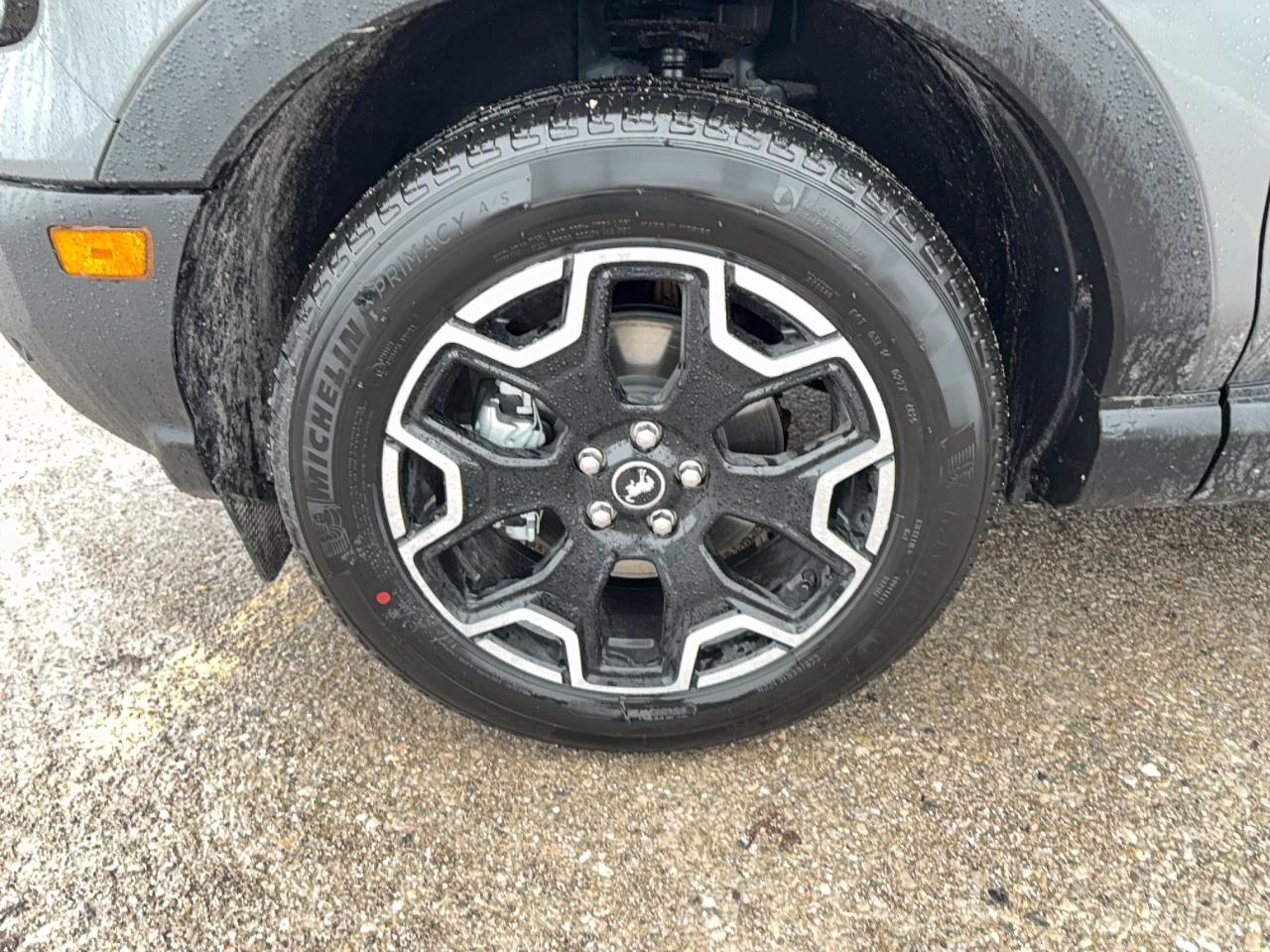 2025 Ford Bronco Sport OUTER BANKS, TECH PKG, POWER MOONROOF Photo