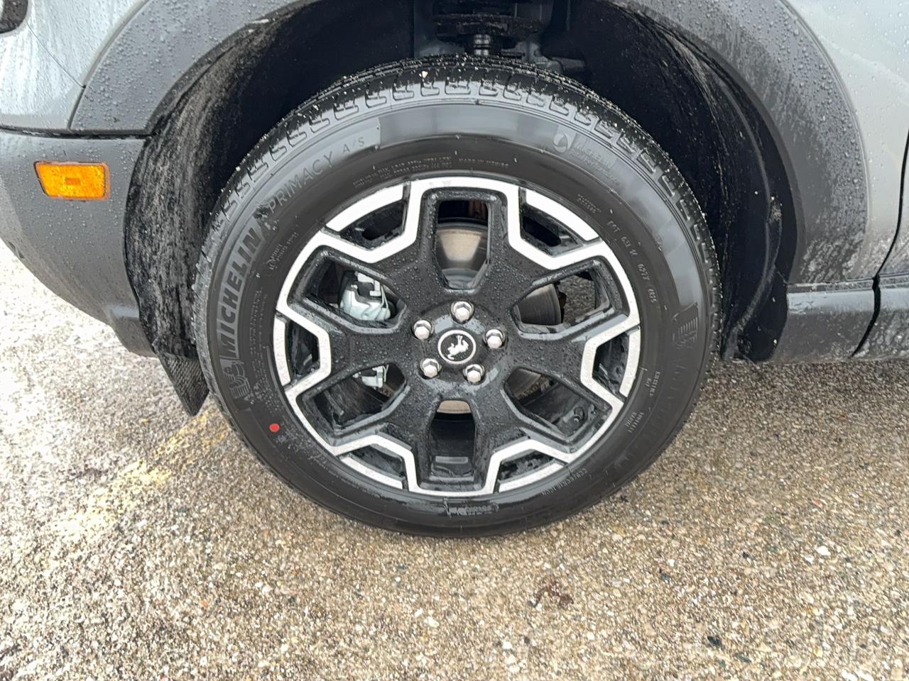 2025 Ford Bronco Sport OUTER BANKS, TECH PKG, POWER MOONROOF Photo