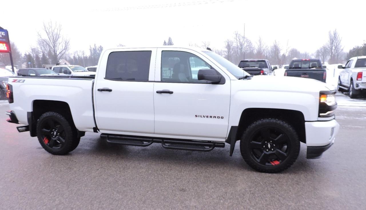2018 Chevrolet Silverado 1500 LTZ 5.3L 4X4 Leather Navigation Z71 Only 160000 KM Photo2