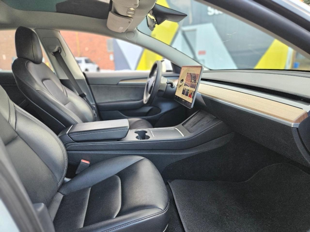 2022 Tesla Model 3 LONG RANGE AWD DUAL MOTOR-CERTIFIED Photo