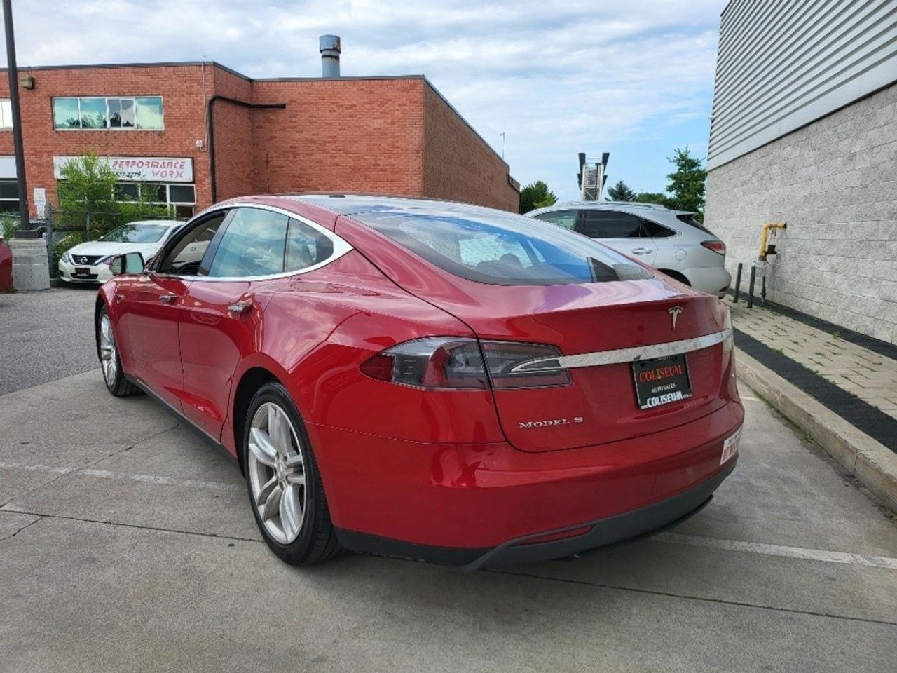 2013 Tesla Model S S 60-7 PASSENGER-LEATHER-AUTOPILOT Photo