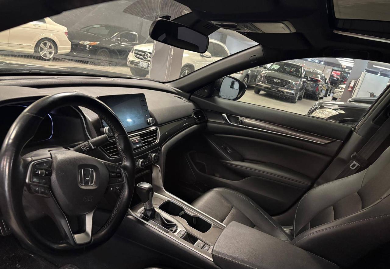 2019 Honda Accord Sport CVT 23 SERVICE RECORDS $0 % DOWN FINANCE OAC Photo