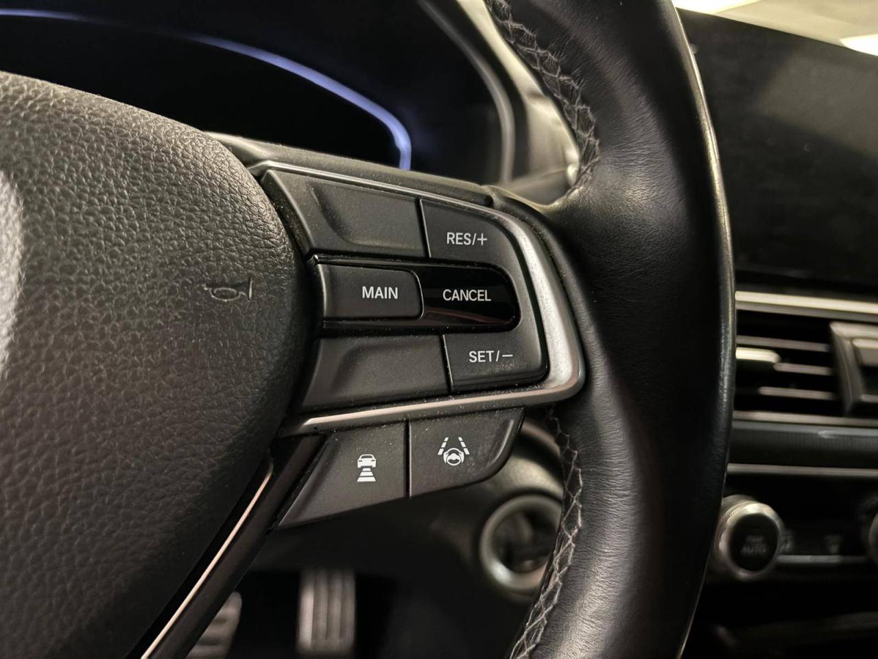 2019 Honda Accord Sport CVT 23 SERVICE RECORDS $0 % DOWN FINANCE OAC Photo