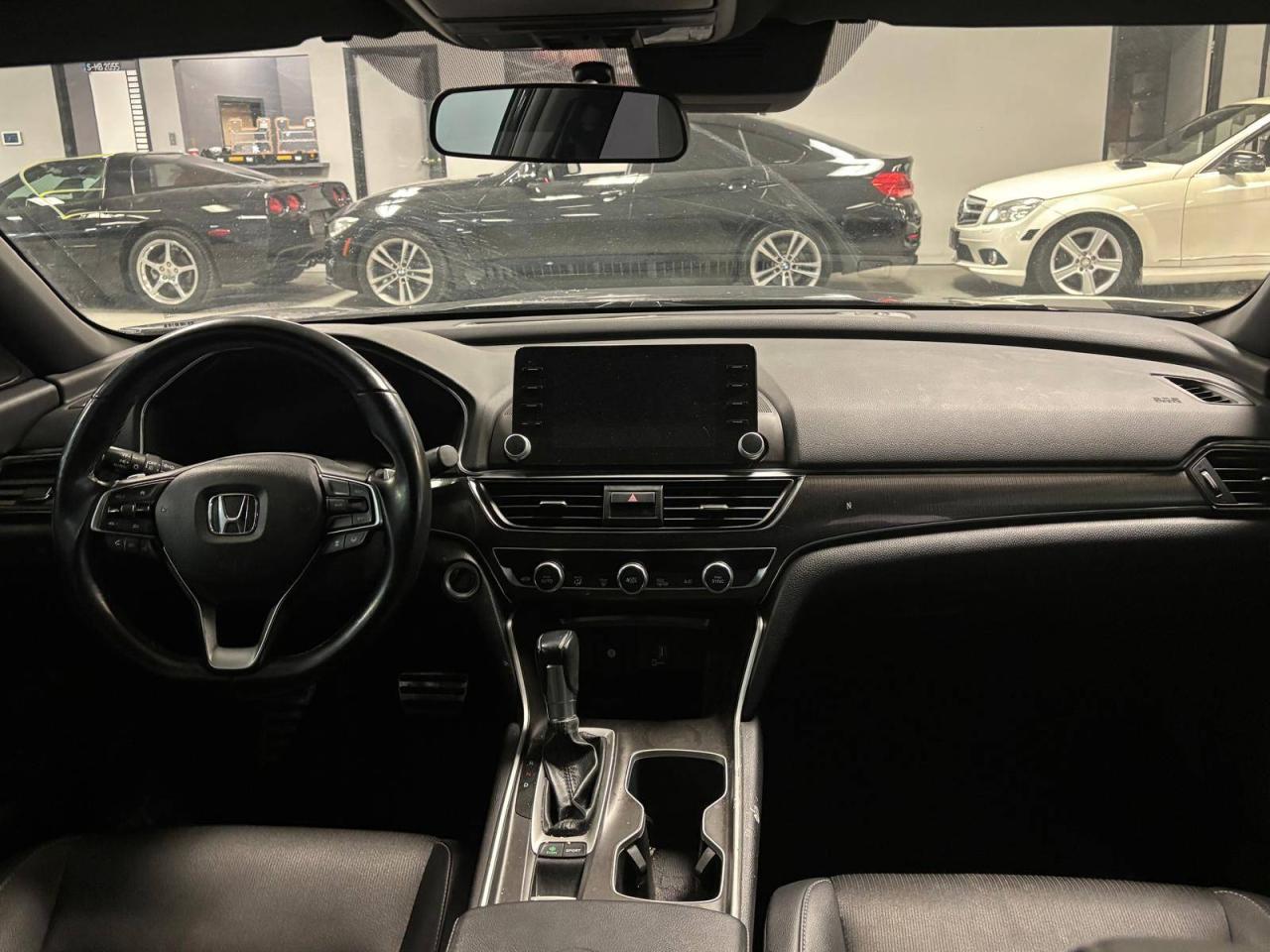 2019 Honda Accord Sport CVT 23 SERVICE RECORDS $0 % DOWN FINANCE OAC Photo