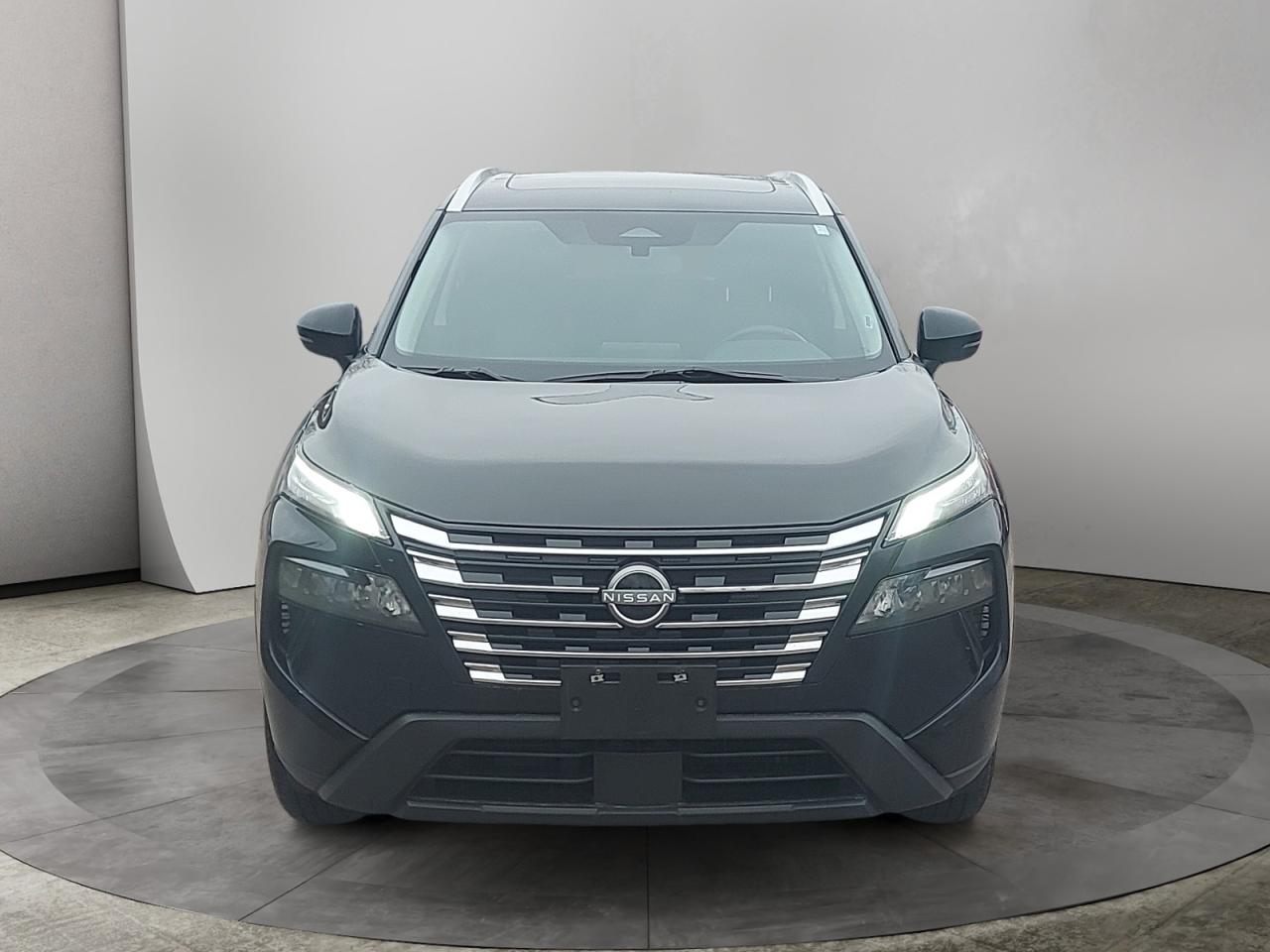 2024 Nissan Rogue SV MOONROOF Photo