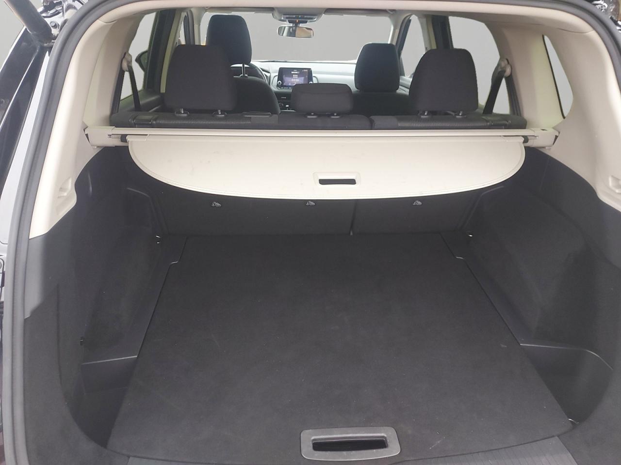 2024 Nissan Rogue SV MOONROOF Photo